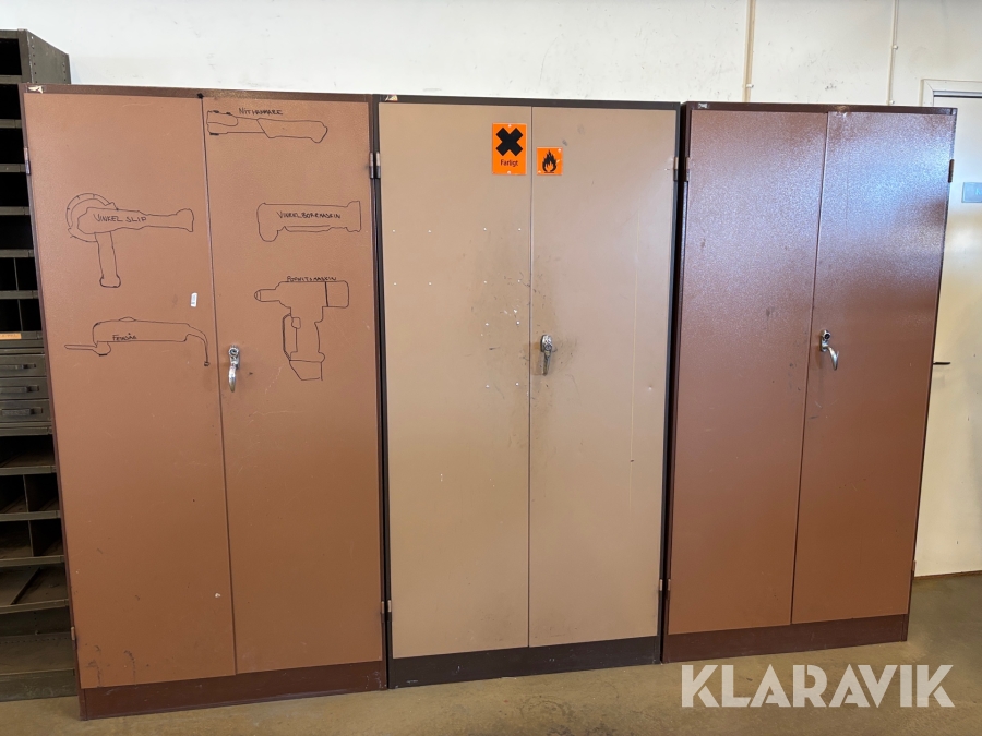 Plåtskåp 3st