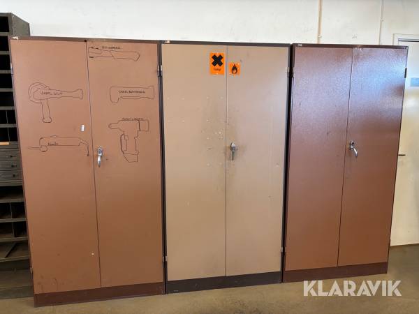 Plåtskåp 3st