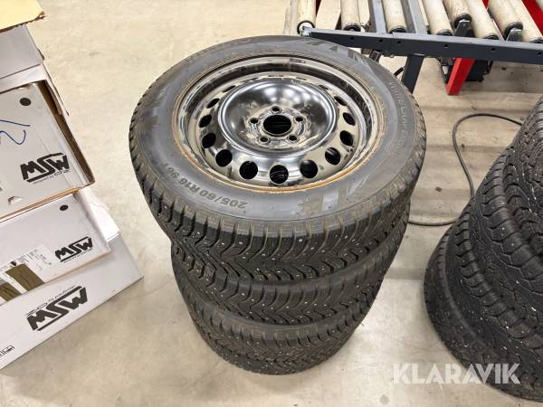 Däck & fälgar Kumho WI31 205/60R16