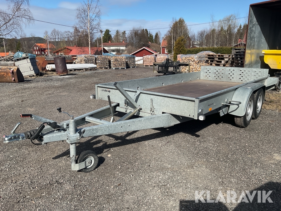 Maskinsläpvagn Brenderup Ya2500tb