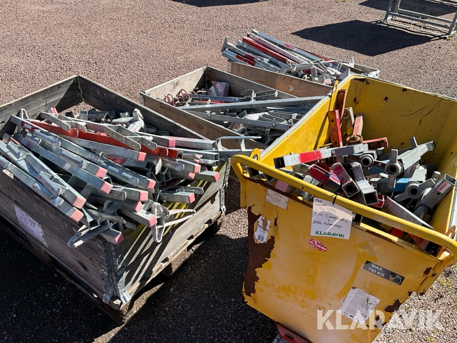 Combisafe, parti med diverse delar och fodervagn