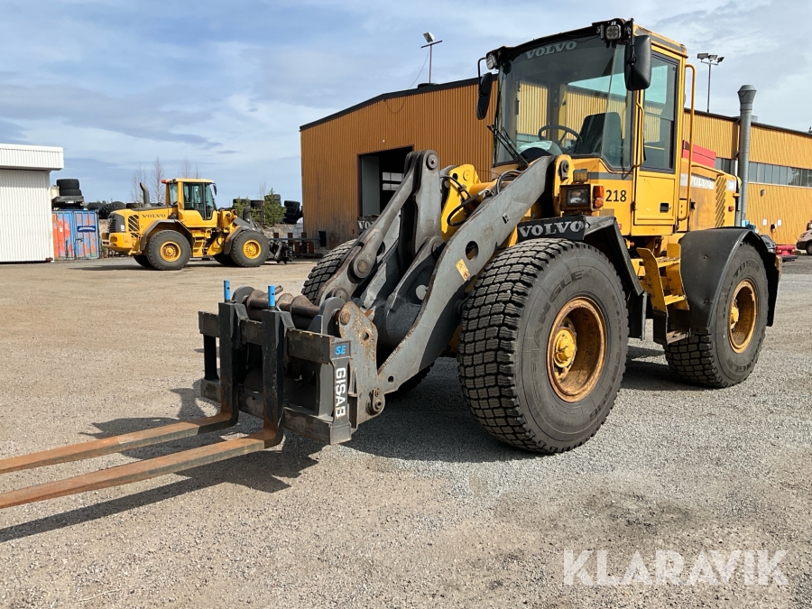 Hjullastare Volvo L70D med gafflar