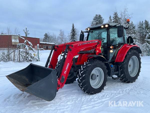 Traktor Massey Ferguson 5713S med skopa