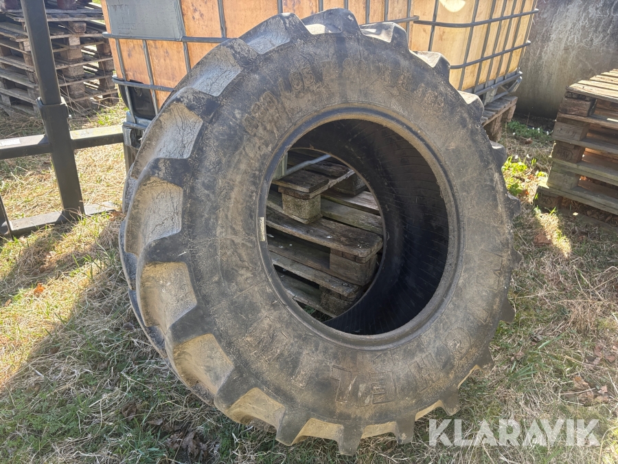 Däck 480/65 R24 Michelin