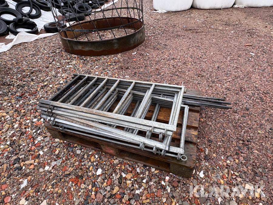 Fårgrindar till foderbord