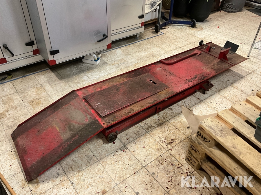 MC Lyft/Lyftbord Pela pneumatik styrd