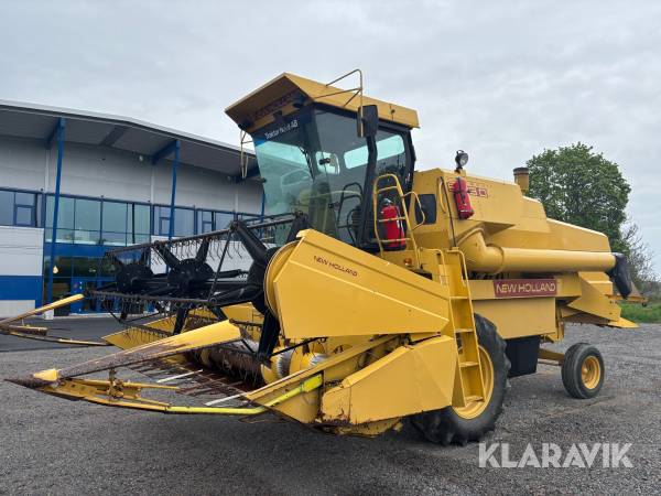 Skördetröska / tröska New Holland Clayson 8030