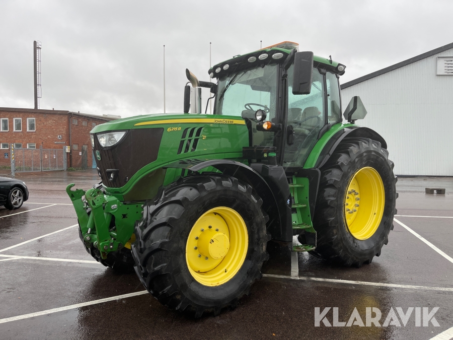 Traktor John Deere 6215 R 