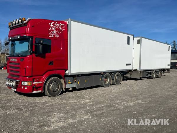 Lastbil Scania R500LB6X2MNA  med släp utrustad för styrborrning