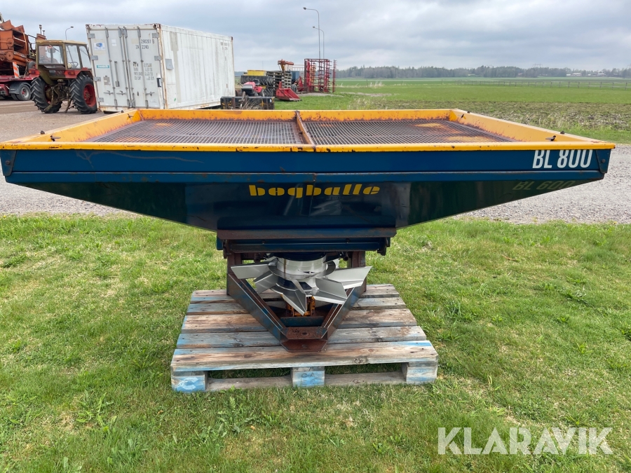 Konstgödselspridare Bogballe BL 800