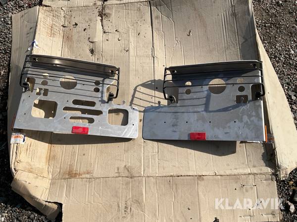 Bakljusfästen med skyddsgaller till lastbil