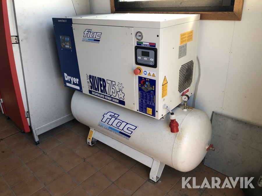Skruvkompressor med kyltork Fiac Newsilver D7,5/300 