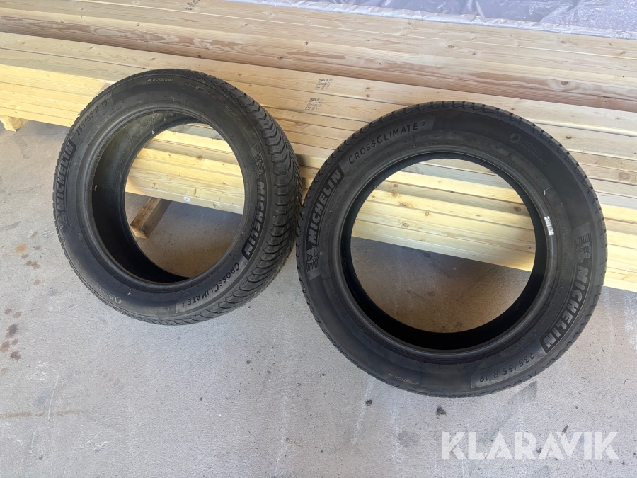Vinterdäck Michelin Crossclimate 2 235/55R19