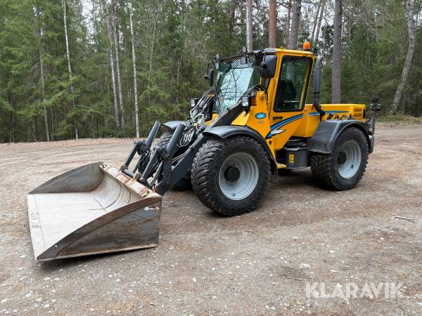 Redskapsbärare / hjullastare Wille 655c med skopa och gafflar