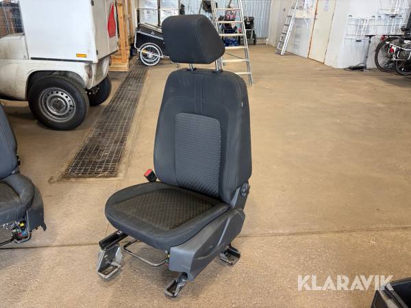 Bilsäte till Ford Transit Connect