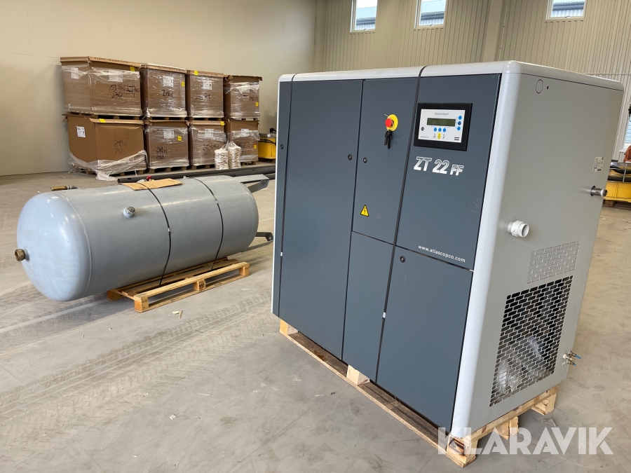 Tryckluftskompressor Atlas Copco ZT22 med tryckluftstank