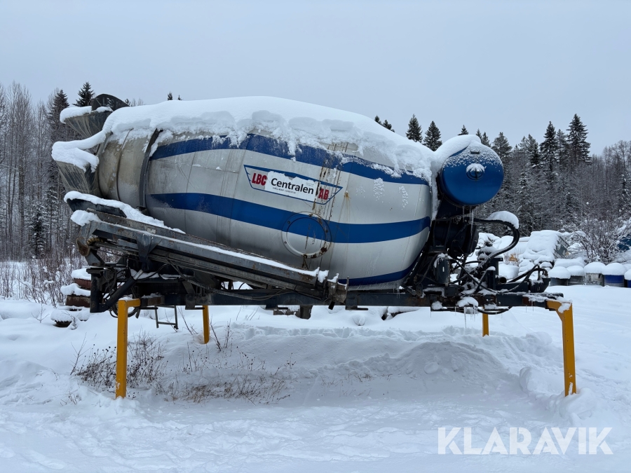 Betongroterare Månsarp på JOAB snabblåsfäste. 6 m3