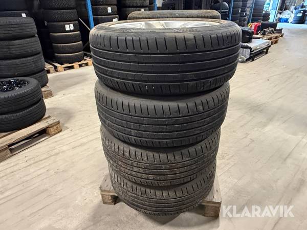Sommardäck Vredestein Quatrac 5 235/50 ZR19 99W, på alufälgar  4st