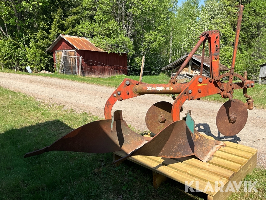 Tvåskärig plog MOD.MD