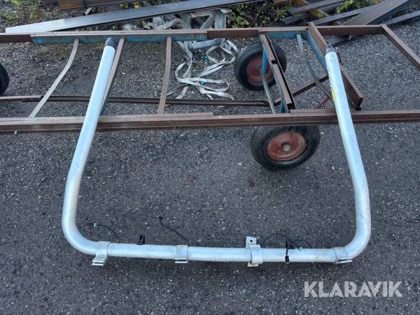 Båge Qpax T-tack till Mercedes-Benz Sprinter 