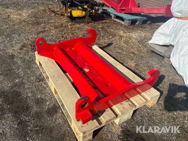 Bakre fäste till grävmaskin Mählers För sträng spridare & Sidovinge