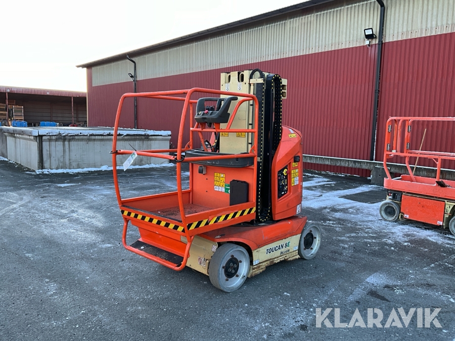 Pelarlift självgående JLG Toucan 8E