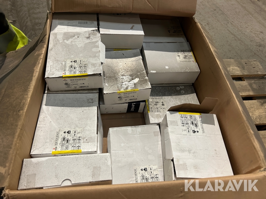 Bultankare Halfen HB-BZ 16-25-45/145 A4 rostfria