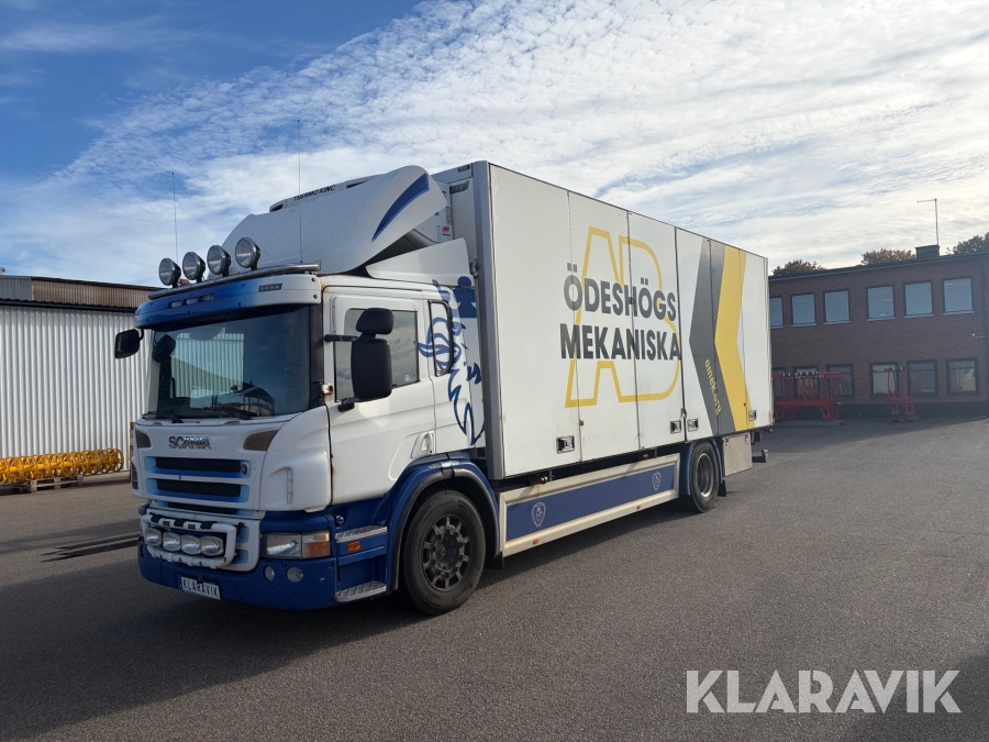 Lastbil Scania P280 med bakgavellyft, öppningsbar sida