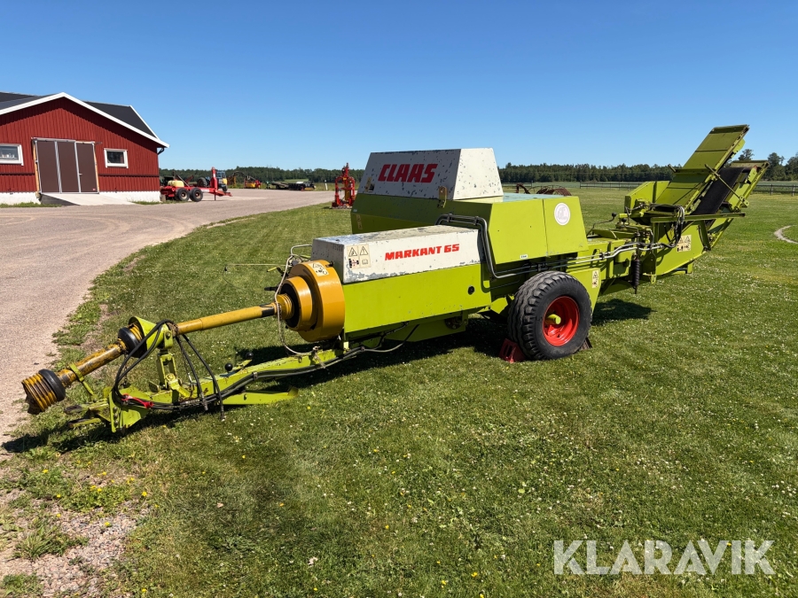 Hårdpress Claas Markant 65 med balkastare