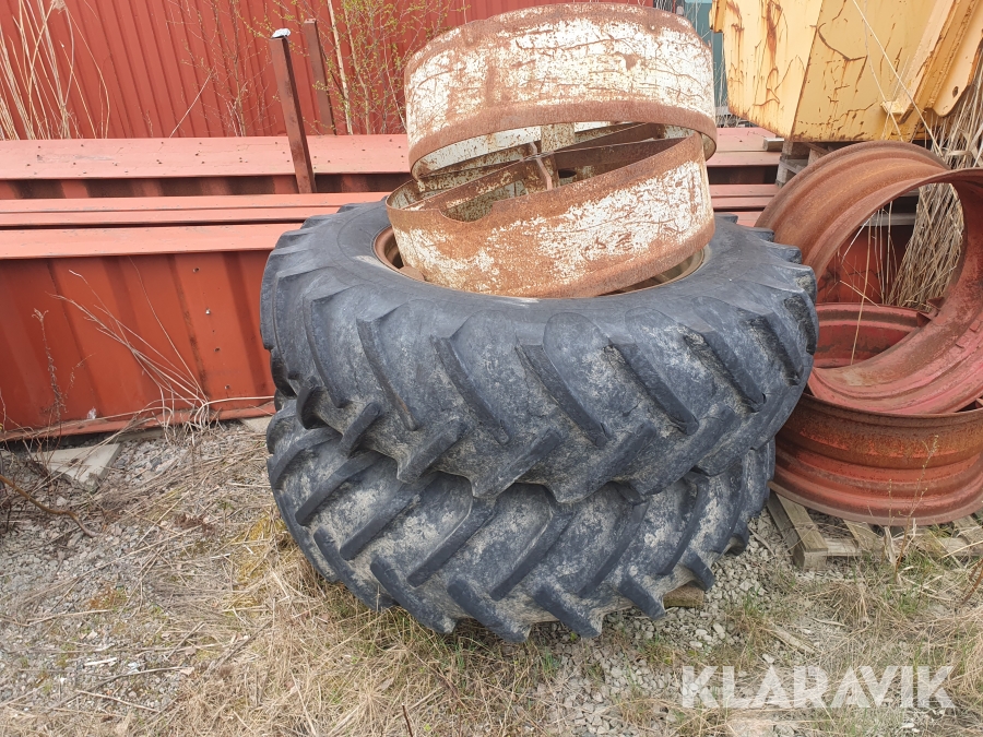 Dubbelmontage till traktor Hankook 18.4/15-38