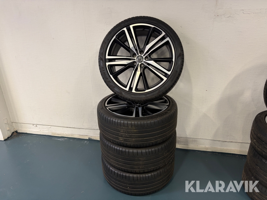 Sommardäck Pirelli 255/40R21 4 st