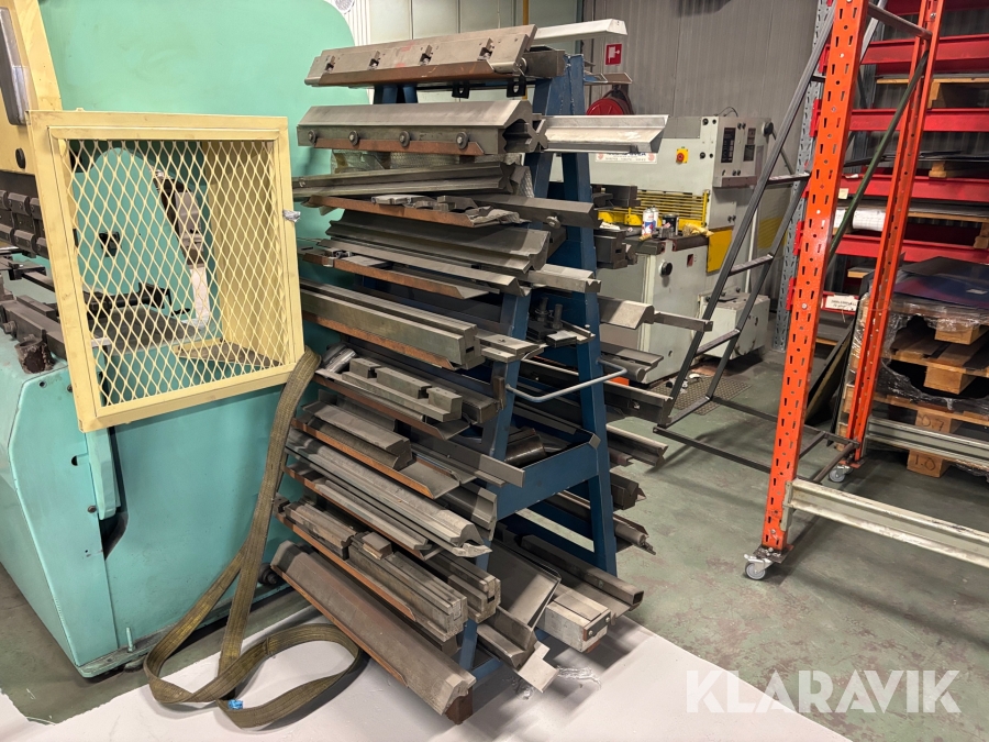 Kantpress hydraulisk Promecam RG 80, Varberg, Klaravik aukti