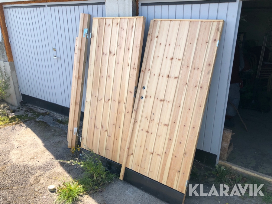 Förrådsdörrar dubbel Jabo 15,3x19