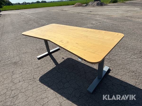 Skrivbord Martela elektriskt höj och sänkbart