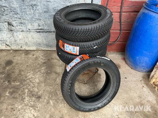 Däck till mopedbil Tracmax 145/70R13 4st