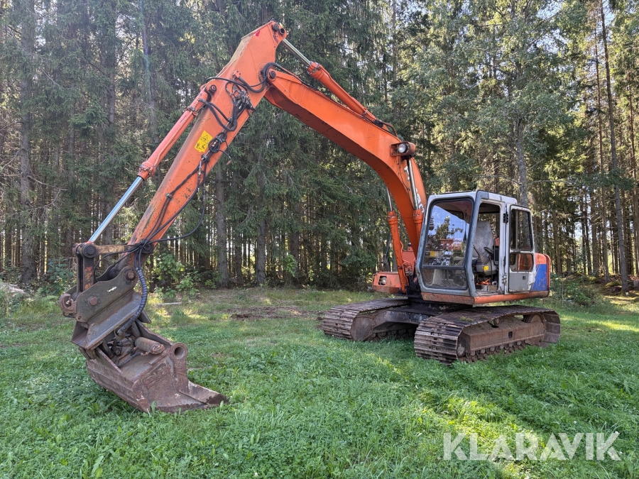 Grävmaskin Fiat-Hitachi FH130.3 med redskap