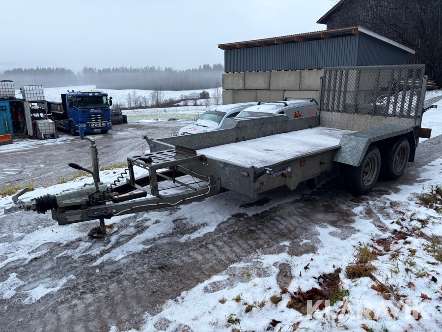 Entreprenadsläp Indespension PL35126L/R4