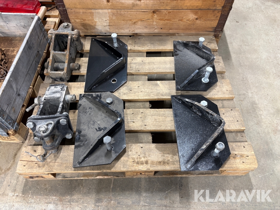Stödbensplattor till Huddig 1260 + drag Huddig
