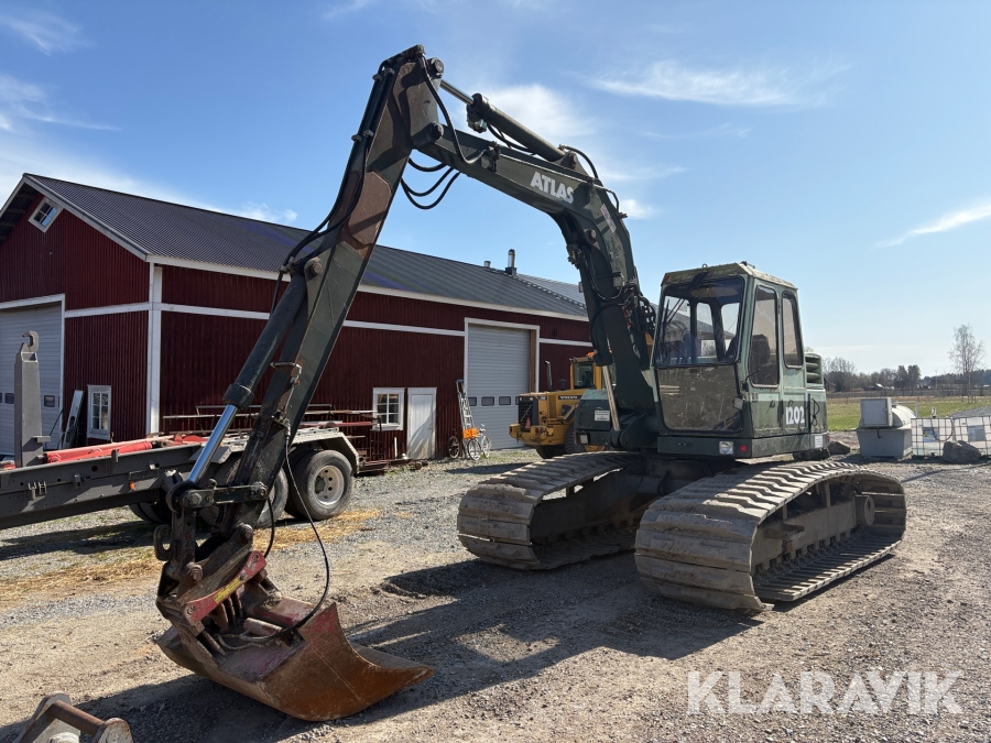 Grävmaskin Atlas 1202 med redskap