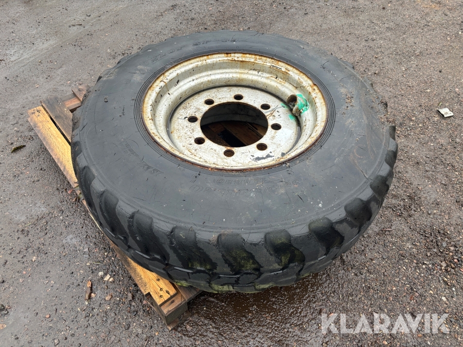 Lantsbruksdäck Dunlop SP T9 335/80 R20