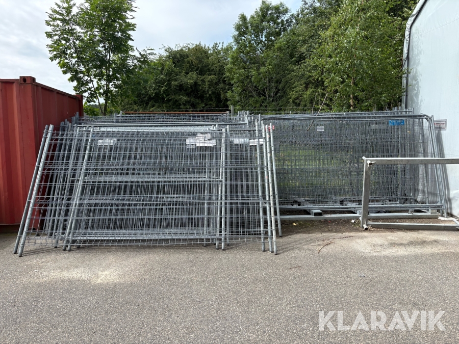 Byggstängsel med basfötter