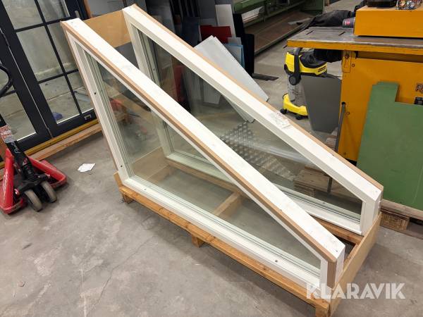 Trekantsfönster Vilenta HB 2 st