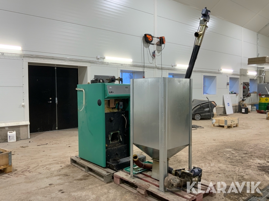 Pelletspanna CTC EcoFlex med förråd och skruv