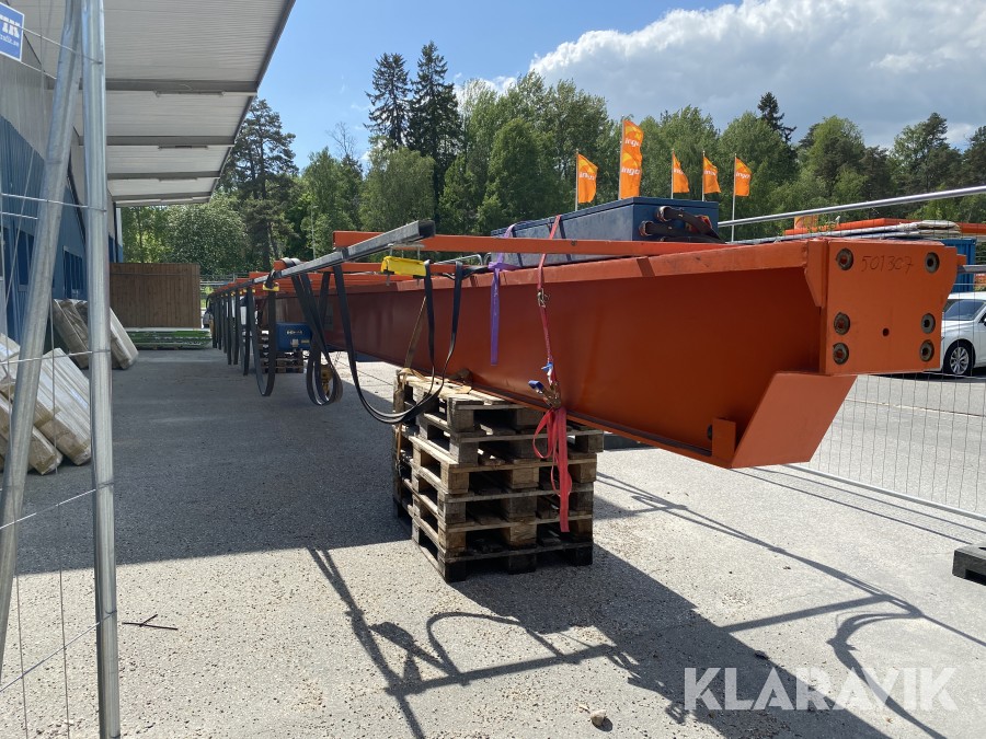 Klaravik Auktioner | Travers Mannesmann Demag Ekke 250/3150 3,5 ton