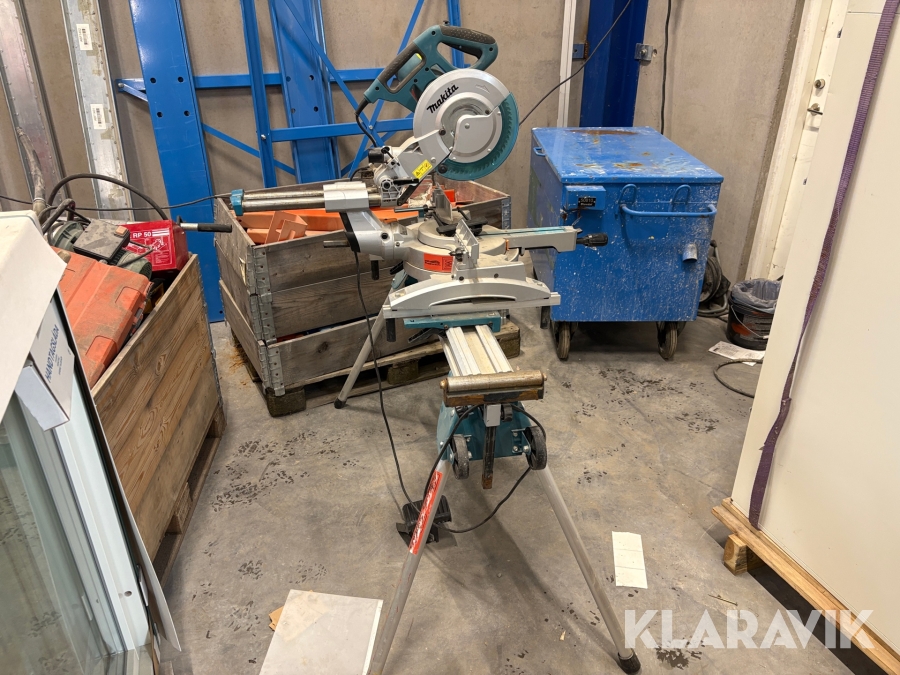 Kap och gersåg Makita LS1018L på ställning