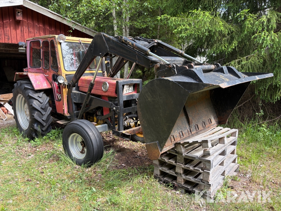 Traktor Massey Ferguson 165