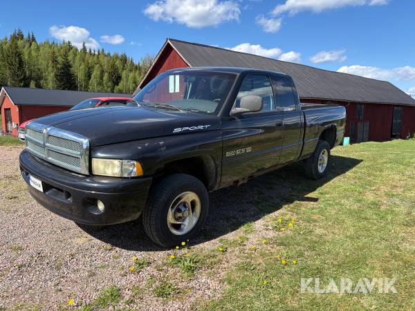 Pickup Dodge RAM 1500 V8 Magnum