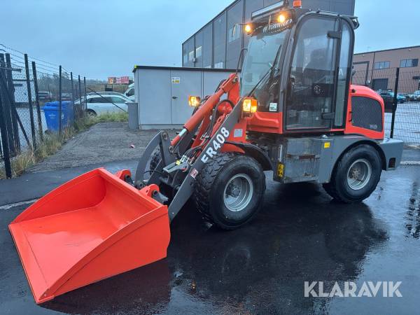 Hjullastare Evereun ER 408 med flera redskap