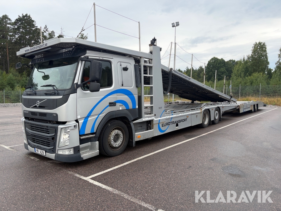 Biltransport Volvo FM 6x2 med släp Tijhof för 8 bilar