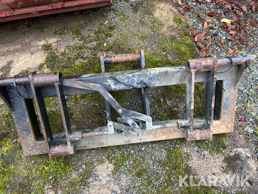 Adapter S40 till Trima SE, Enköping, Klaravik auktioner
